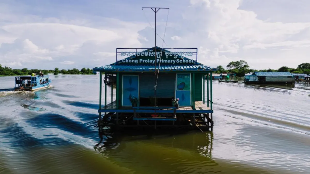 floating school